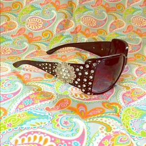 Woman’s rhinestone sunglasses